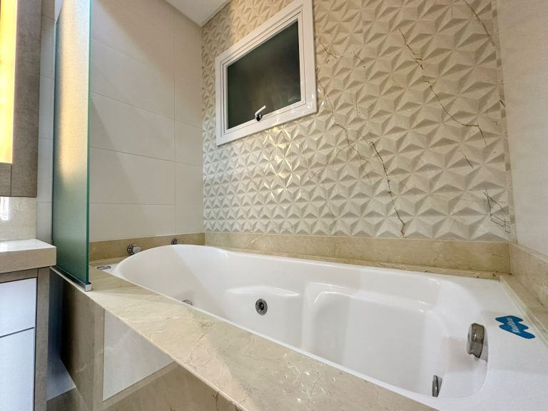 WhatsApp-Image-2025-08-08-at-15.49.32-1