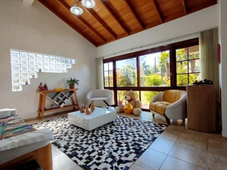 WhatsApp-Image-2025-10-06-at-16.08.08